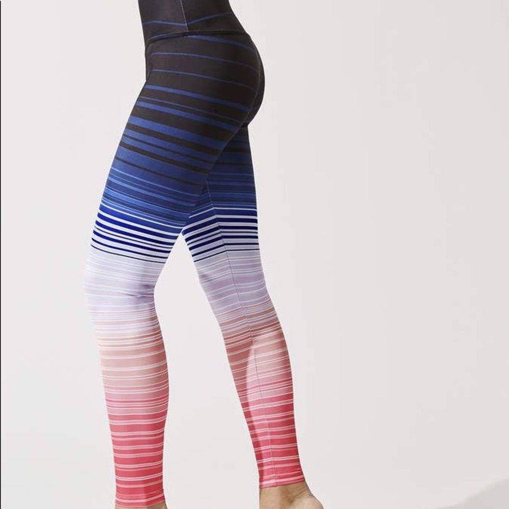 BEYOND YOGA SUMMER SHADES LEGGING